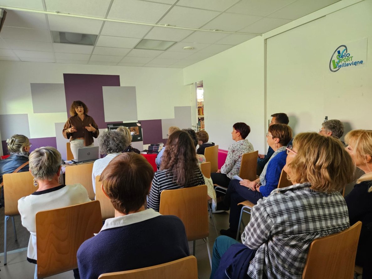 20 personnes dont la plupart ont déjà lu mon roman.