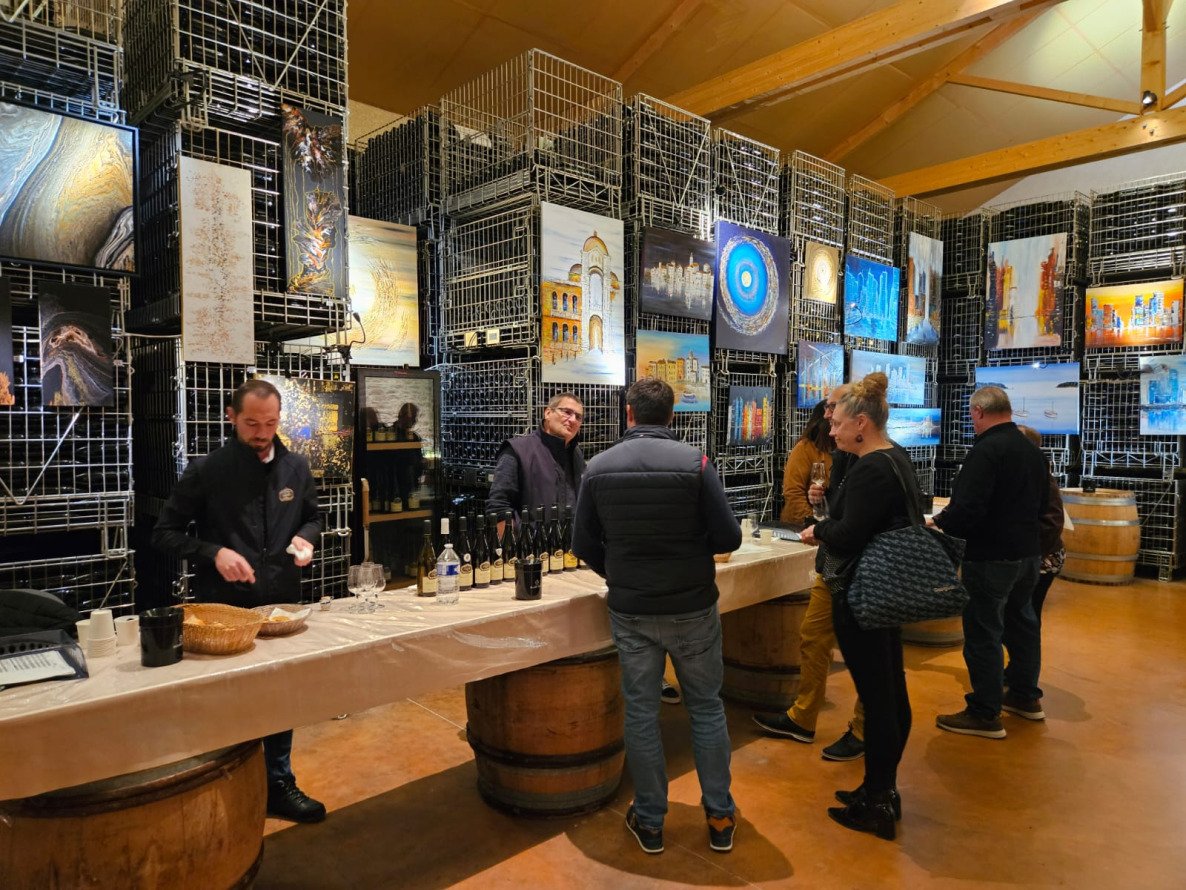 WhatsApp Image 2025-11-13 à 21.42.55_dcb13c91.jpg