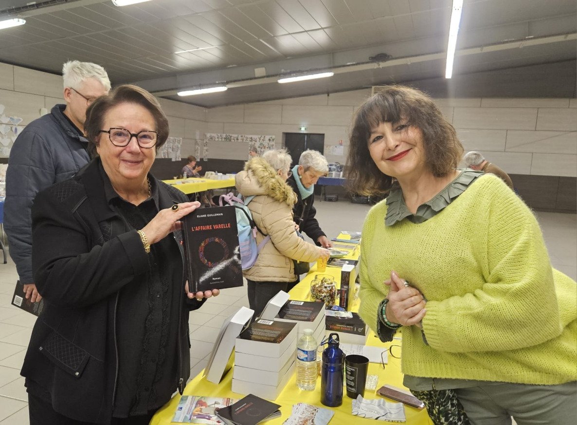 Avec Régine Bourgade, maire de Mende... qui va lire mon roman !